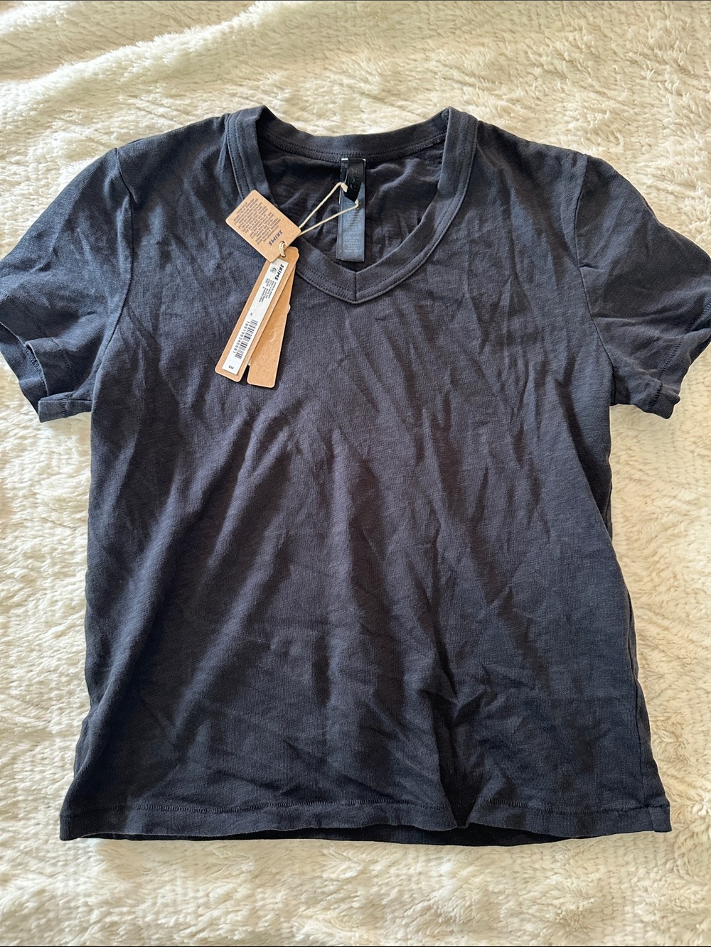 SKIMS Worn In Jersey Baby V-Neck Tee in Washed Onyx NWT